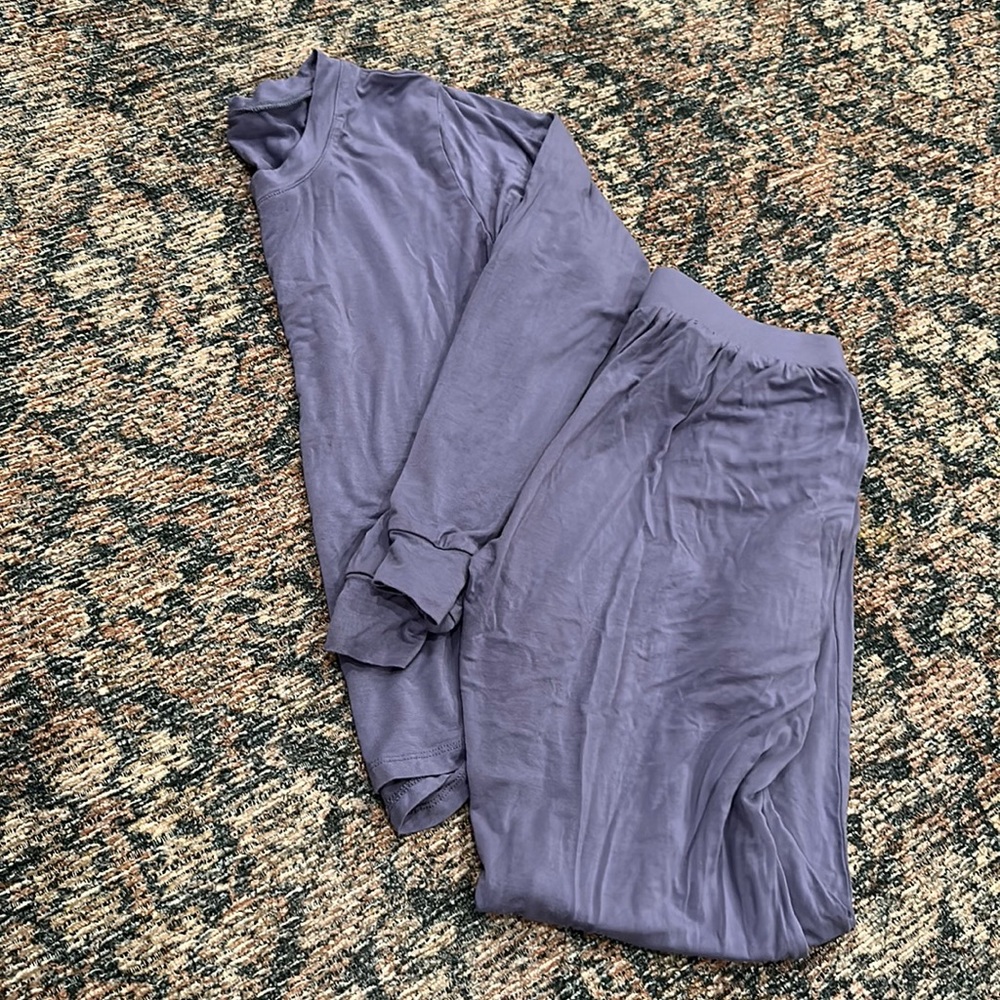 Kyte Women’s Jogger Set